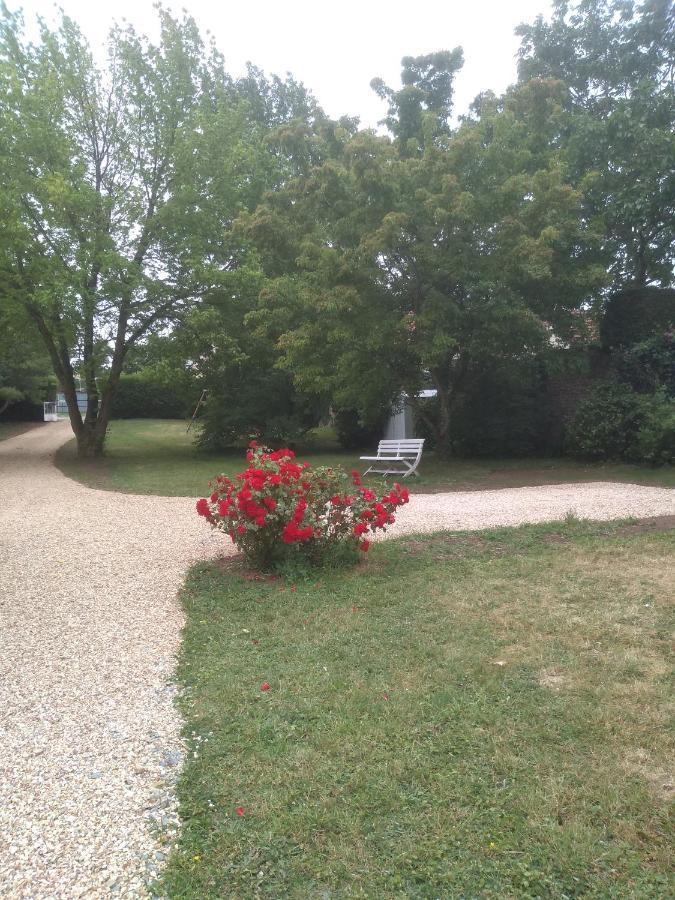Repos Dans Le Perche Villa Combres Bagian luar foto